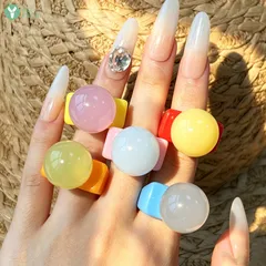 Sweet Natural Pink Resin Ball Ring For Women, Featuring Elegant Design In Soft Pink Tone