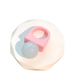 Sweet Natural Pink Resin Ball Ring For Women, Featuring Elegant Design In Soft Pink Tone 5
