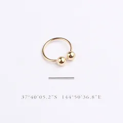 Unisex Simple Style U Shape Ring In Gold Metal Featuring Inlaid Gold Design 5