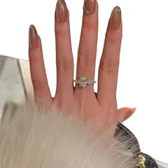 Luxurious Oval Adjustable Ring For Women In Copper With Zircon Inlay, Featuring Electroplated Finish 5