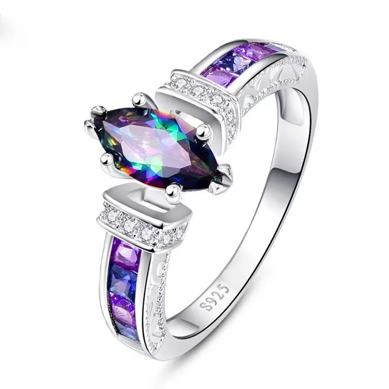 Oval Alloy Unisex Ring For Everyday Wear Featuring Zircon Inlay In Elegant Colour 5