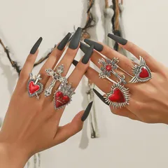Personality Retro Gothic Skull Cross High-End Heart Pendant Alloy Rhinestone Silver-Plated Open Ring For Women Halloween Novelty Design
