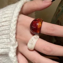Polished Resin Ring Geometric Pattern Women's Index Finger Ring Color Gradient Acrylic Vintage Amber Personalized Design 3
