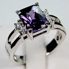 Sweet Purple Rectangle Ring For Women In Metal With Zircon Inlay, Featuring Electroplated Craftsmanship