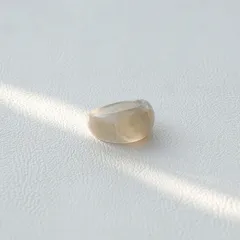 Resin Ring Half-Moon Shape Retro Court Style Exaggerated  INS New Geometric Pattern Festive Women's Ring 2