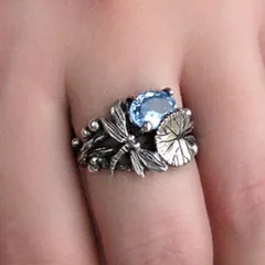 Dragonfly Retro Alloy Ring For Women With Electroplated Design Featuring Artificial Gemstones 2