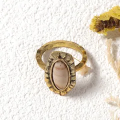 Retro Geometric Ring For Winter Featuring Turquoise Inlay Made Of Zinc Alloy 2