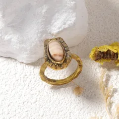 Retro Geometric Ring For Winter Featuring Turquoise Inlay Made Of Zinc Alloy 3