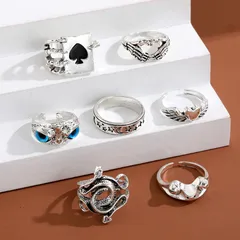 7 Pieces Retro Heart Shape Rings For Women, Metal Material With Electroplated Finish 4