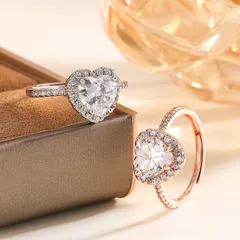 Retro Heart Shape Ring For Women In Silver Alloy With Zircon Inlay