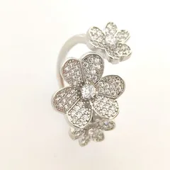 Retro Silver Flowers Open Ring For Women In Copper With Rhinestones Featuring PVD Coated Finish 4