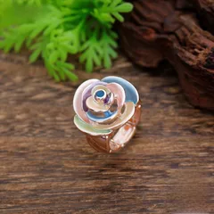 Rose Open Ring For Women In Gold Zinc Alloy With Simple Style Featuring Enamel Craftsmanship 2