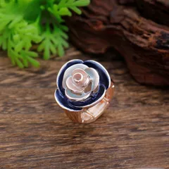 Rose Open Ring For Women In Gold Zinc Alloy With Simple Style Featuring Enamel Craftsmanship 3