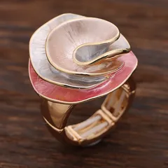 Rose Pattern Zinc Alloy Rings For Women Featuring Enamel Craft In Elegant Colour 2