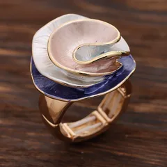 Rose Pattern Zinc Alloy Rings For Women Featuring Enamel Craft In Elegant Colour 3
