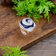 Rose Red Zinc Alloy Ring For Women Featuring Enamel Craftsmanship 3