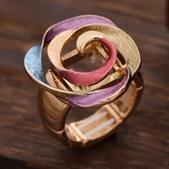 Rose For Women Gold Rings Made Of Zinc Alloy Featuring Enamel Craftsmanship 2
