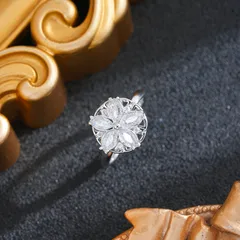Rotatable Flowers Ring For Women In Titanium Steel With 18K Real Gold Plated And Rhinestones, PVD Coated 2
