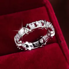 Round Alloy Ring For Unisex Featuring Golden Plated Finish With 0.03µm-0.05µm Thickness And Rhinestone Inlay 2
