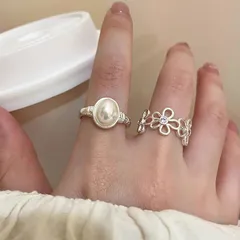 Round Open Ring For Women In Alloy With Electroplated Gold Finish, 0.03µm Coating Thickness, Featuring Stone Texture