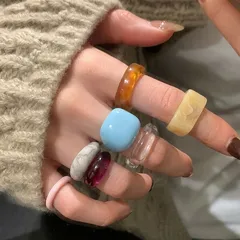 Set Of 7 Round Resin Rings For Unisex In Various Colours