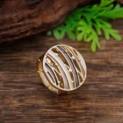 Round Rose Red Enamel Ring For Women In Zinc Alloy 3