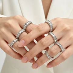 Round Silver Zinc Alloy Women’s Ring For Waterproof Non Tarnish Featuring Platinum Plated And Diamond Inlay