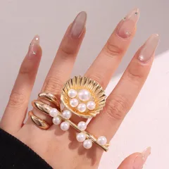 Scallop Rings For Women 3 Pieces Set In Golden Alloy With Imitation Pearl Inlay 4