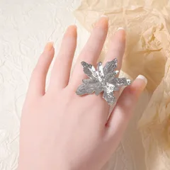 Simple Style Flowers Open Ring For Women In Gold Zinc Alloy With Electroplated Finish