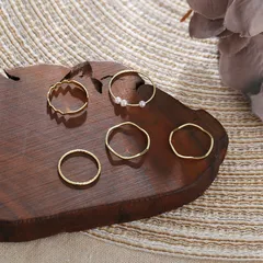 For Women Vintage Style Silver Alloy Ring Featuring Electroplated Design Without Inlaid Material 2