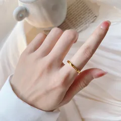 Simple Style Gold Band Ring For Unisex, Made Of Titanium Steel With Waterproof Non Tarnish Craft 3