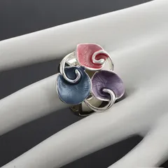 Simple Style Flowers Ring For Women In Colour Zinc Alloy With Enamel Craftsmanship 3