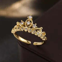Simple Style Gold Alloy Crown Ring For Women Featuring Moissanite Inlay