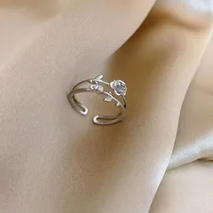 Simple Style Rose Ring For Women In Gold Metal Featuring Electroplated Craftsmanship 3