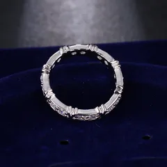 Simple Style Zircon Ring For Women In White, Elegant And Minimalist Design 3