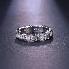 Simple Style Zircon Ring For Women In White, Elegant And Minimalist Design 4