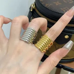 Simple Style Wide Band Rings For Unisex Featuring Electroplated Gold Metal Lines 2