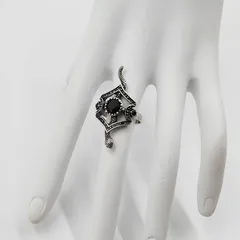 Snake Pattern Copper Ring For Adults With Silver Plated Coating 0.01µm Featuring Glass Stone Inlay