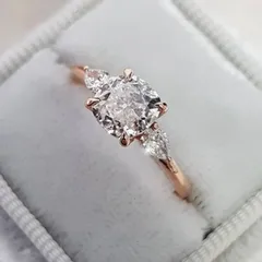Square Alloy Ring For Unisex, Golden Plated With 0.03µm-0.05µm Thickness, Featuring Zircon Inlay 2