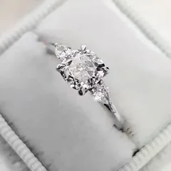 Square Alloy Ring For Unisex, Golden Plated With 0.03µm-0.05µm Thickness, Featuring Zircon Inlay 4