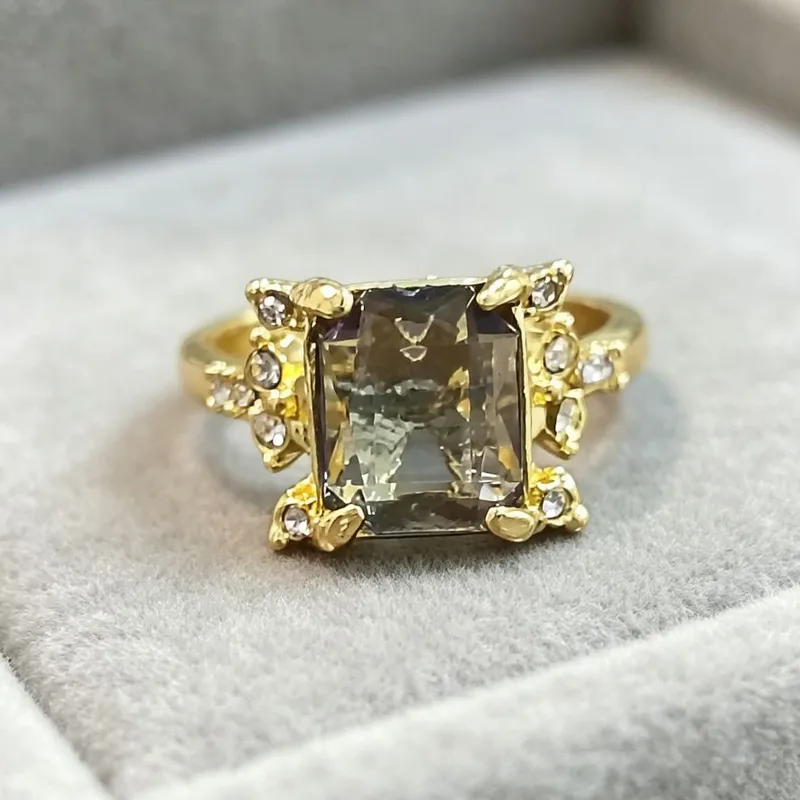 Square Alloy Ring For Unisex, Golden Plated With 0.03µm-0.05µm Thickness Featuring Zircon Inlay 5