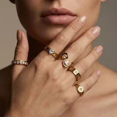 Starburst Electroplated Rings For Women In 304 Stainless Steel With 18K Real Gold Plated Coating 0.03µm-0.05µm Featuring Rhinestones