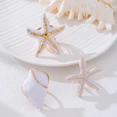 Starfish Ring For Women In Golden Plated Zinc Alloy Featuring Electroplated And Enamel Craftsmanship 2