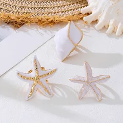 Starfish Ring For Women In Golden Plated Zinc Alloy Featuring Electroplated And Enamel Craftsmanship 4