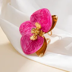 Sweet Fashionable Ladies Rings New Trendy Jewelry Alloy Geometric Pattern Simple Style Electroplated Flower Petal Design For Women 2