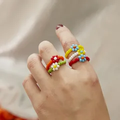 Sweet Flowers Beading Ring For Women Featuring Rice Beads And Elastic Cord Inlay 5