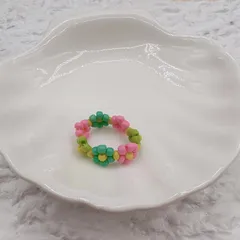Sweet Seed Bead Ring For Women Featuring Flowers Design, 1 Piece 2