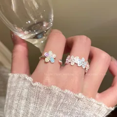Sweet Flowers Ring For Women In Alloy Featuring Electroplated Finish