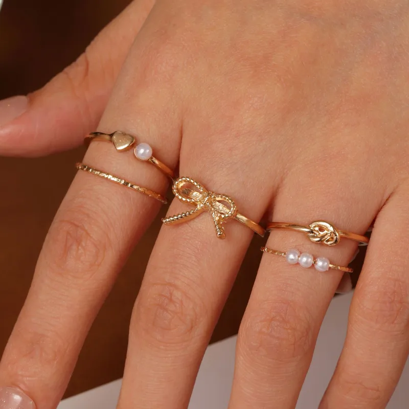 Sweet Heart Shape Ring For Women In Gold Alloy Featuring Electroplated Finish, 1 Set 5