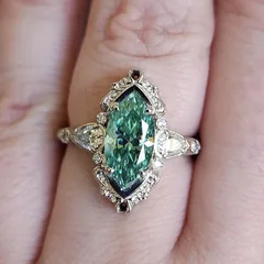 Sweet Horse Eye Ring For Unisex Featuring Green Zircon Inlay And Electroplated Alloy Material 4